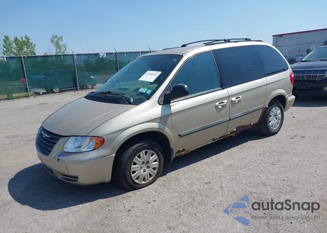 2006 Chrysler Town & Country z USA, uszkodzony, nr VIN 1A4GP45R16B581475
